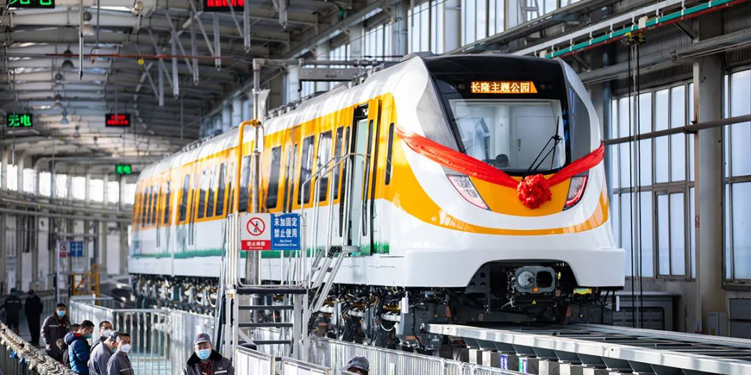 清遠(yuǎn)磁浮旅游專線首列車正式下線